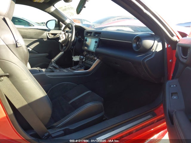 2022 Toyota GR 86, VIN: JF1ZNBF11N8750400