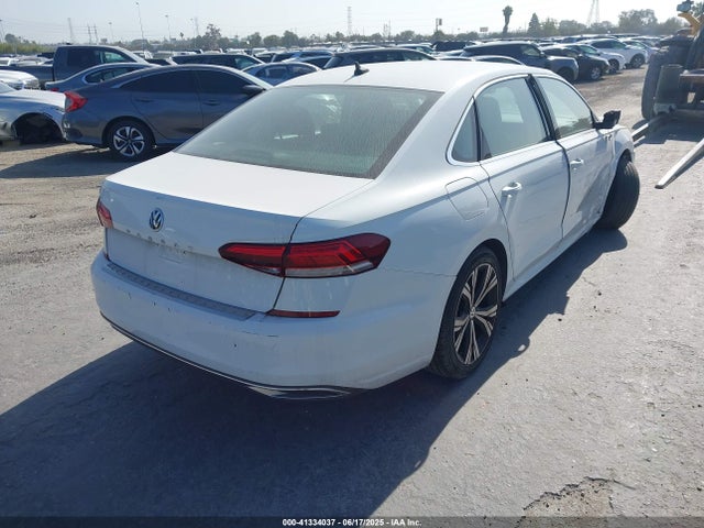 2021 VOLKSWAGEN PASSAT 2.0T SE