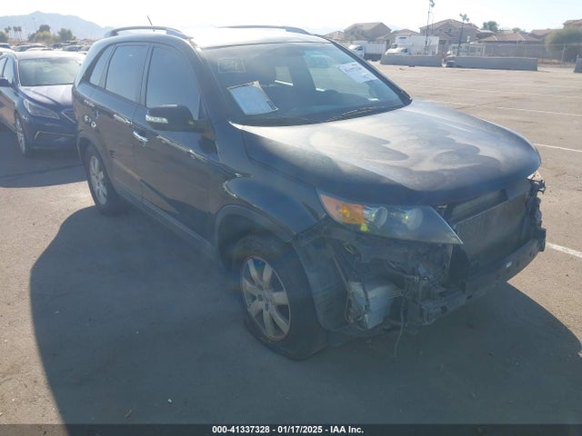 2012 KIA SORENTO LX