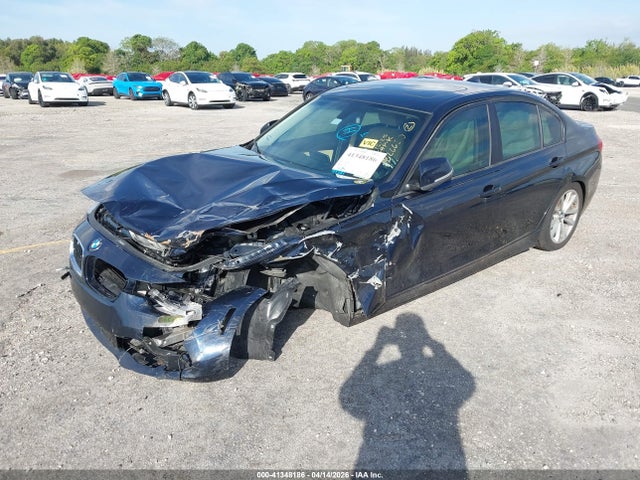 2017 BMW 3 Series, VIN: WBA8A9C52HK620390