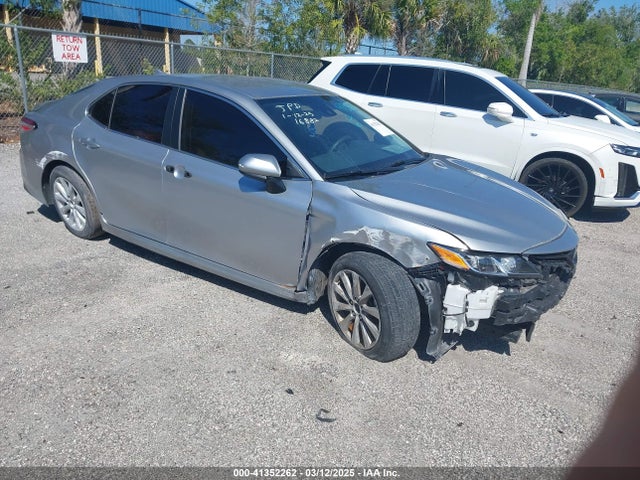 2020 TOYOTA CAMRY LE