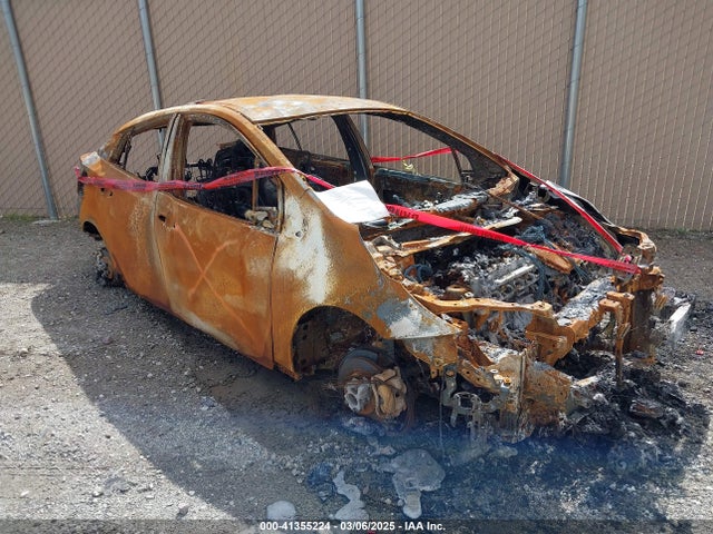 2020 TOYOTA PRIUS LIMITED