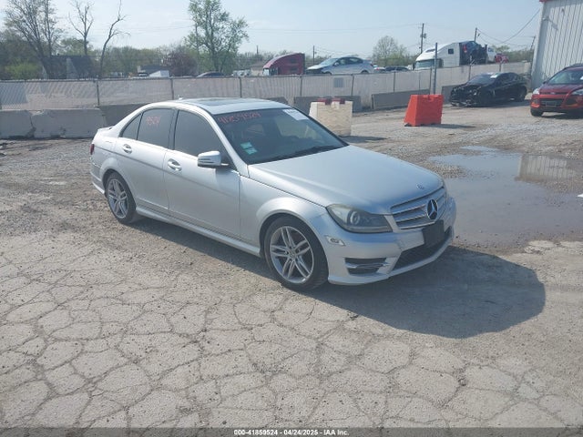 2013 MERCEDES-BENZ C 300 LUXURY 4MATIC/SPORT 4MATIC