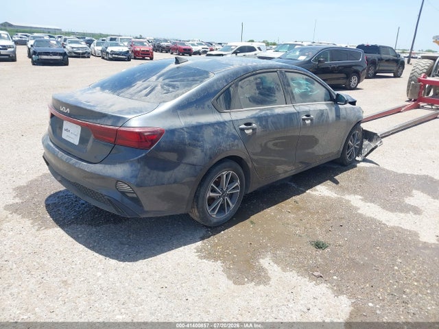 صورة 4 لـ 2022 KIA FORTE LXS