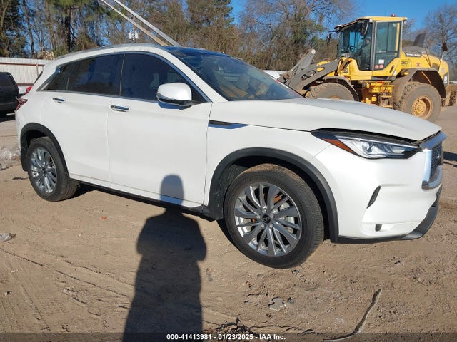 2023 INFINITI QX50 LUXE