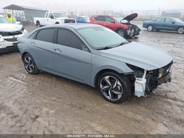 2022 HYUNDAI ELANTRA LIMITED