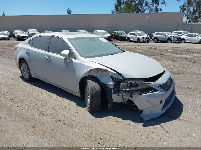 2013 LEXUS ES 300H 
