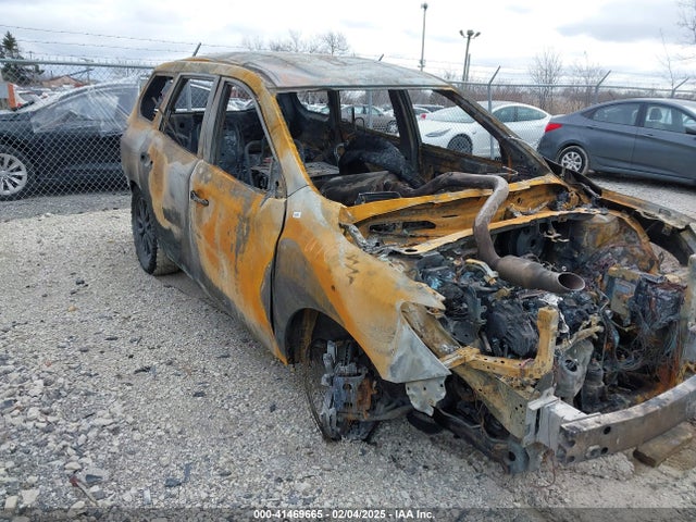 2013 NISSAN PATHFINDER S