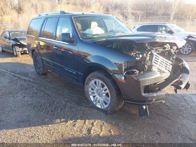 2013 LINCOLN NAVIGATOR 
