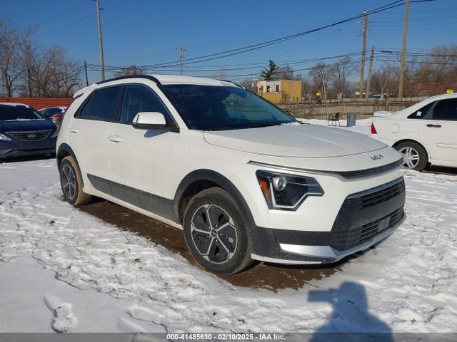2023 KIA NIRO EX