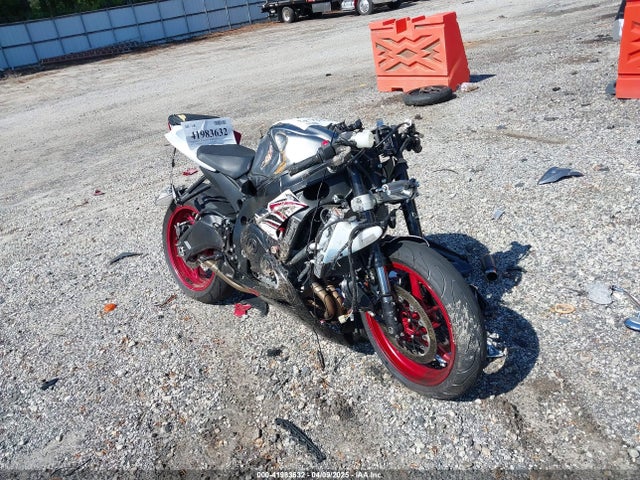 2018 SUZUKI GSX 
