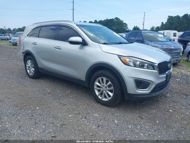 2017 KIA SORENTO 2.4L LX