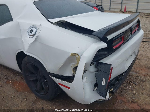 DODGE CHALLENGER - 6