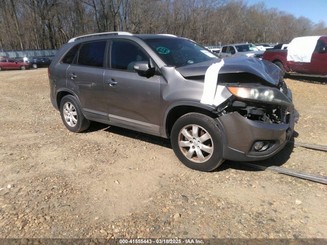 2011 KIA SORENTO LX