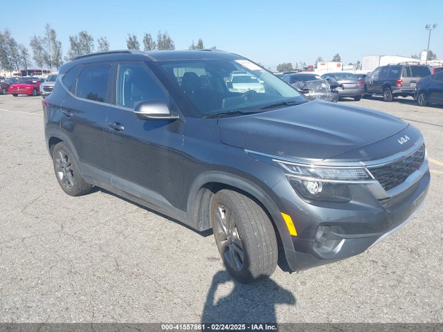 2023 KIA SELTOS S