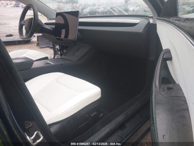 صورة 5 لـ 2024 Tesla MODEL 3 LONG RANGE DUAL MOTOR ALL-WHEEL DRIVE