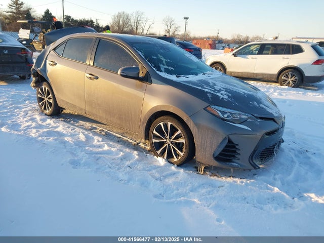 2017 TOYOTA COROLLA SE