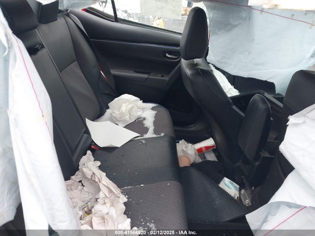 2018 TOYOTA COROLLA SE 8