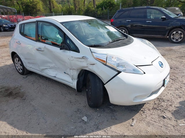 2015 NISSAN LEAF S