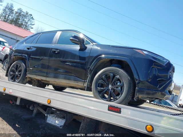 2024 TOYOTA RAV4 SE