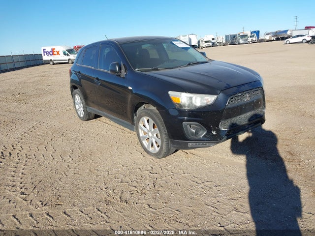 2014 MITSUBISHI OUTLANDER ES