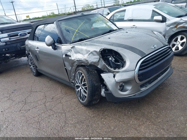 2017 MINI CONVERTIBLE COOPER