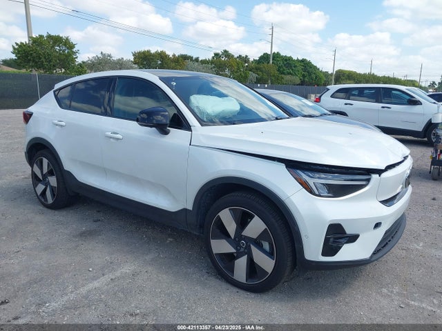 2024 VOLVO C40 RECHAR TWIN PLUS