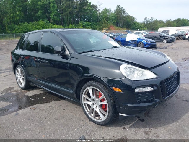 2010 PORSCHE CAYENNE GTS