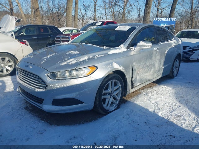 2016 FORD FUSION SE 照片 2