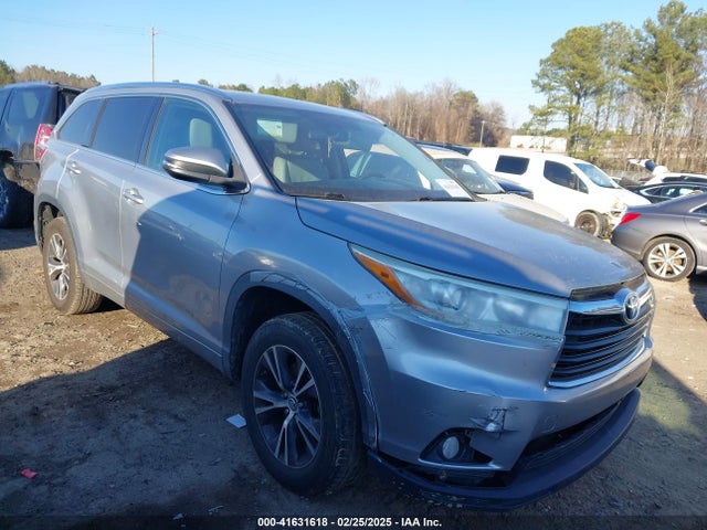 2016 TOYOTA HIGHLANDER XLE V6