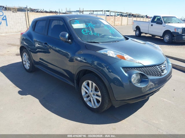 2011 NISSAN JUKE S