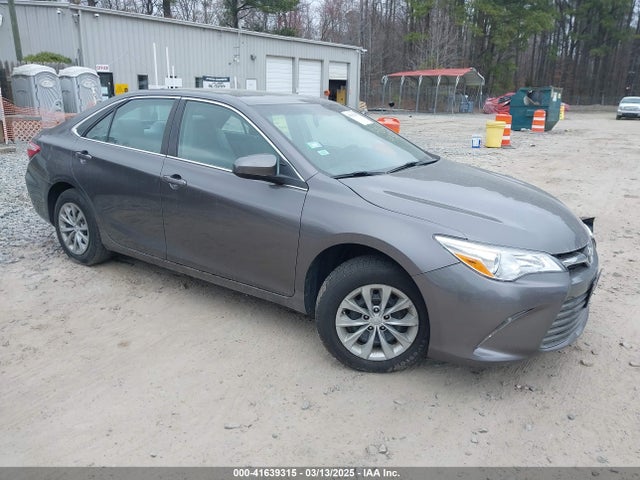 2017 TOYOTA CAMRY LE