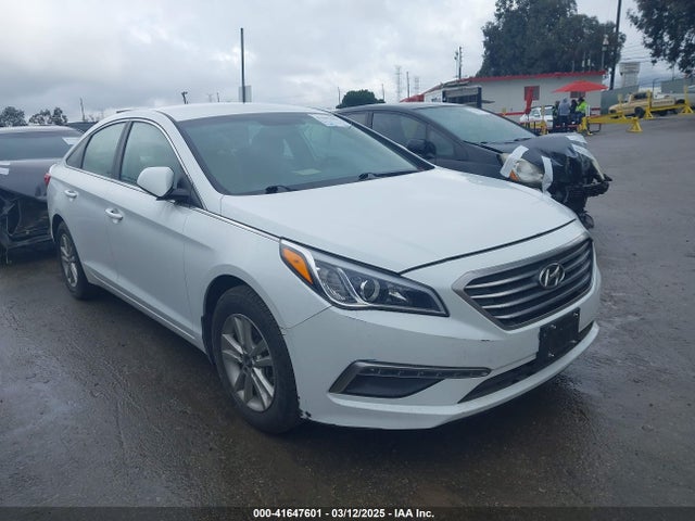 2015 HYUNDAI SONATA SE