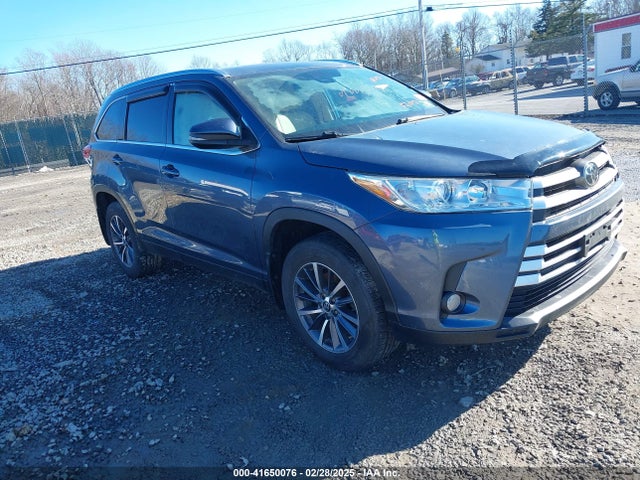 2019 TOYOTA HIGHLANDER XLE