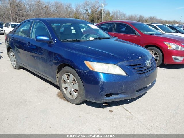 2009 TOYOTA CAMRY LE