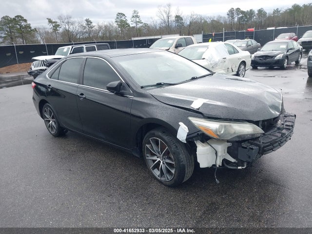 2015 TOYOTA CAMRY XSE
