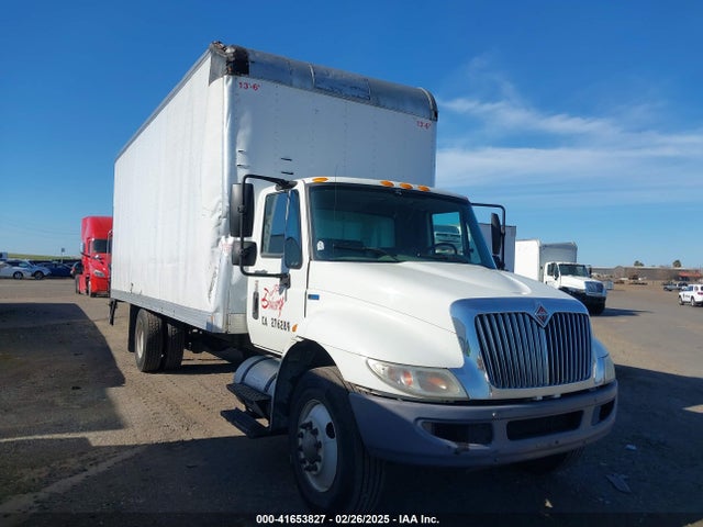 2013 INTERNATIONAL 4000 4300
