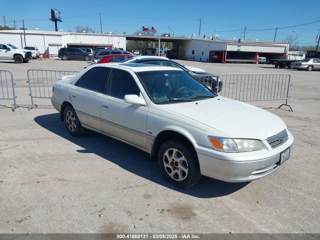 2001 TOYOTA CAMRY LE
