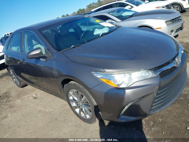 2017 TOYOTA CAMRY XLE