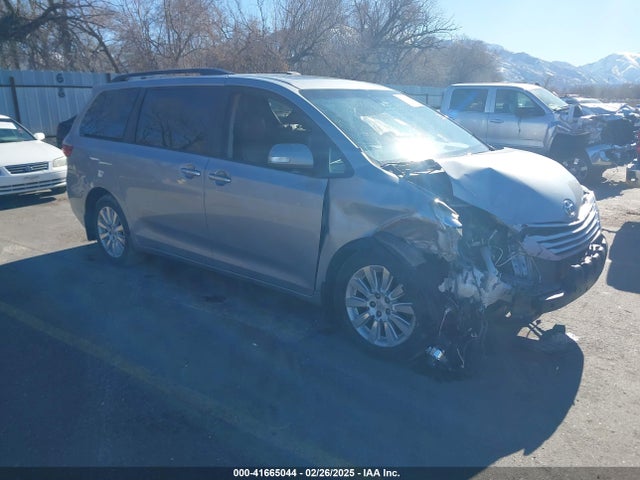 2015 TOYOTA SIENNA LIMITED PREMIUM 7 PASSENGER