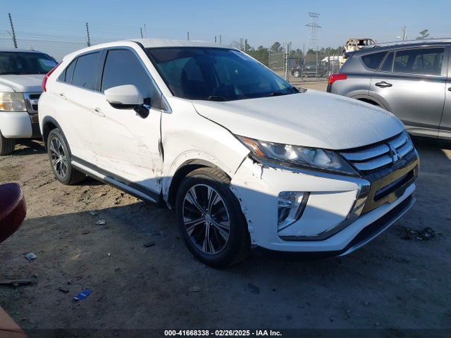 2018 MITSUBISHI ECLIPSE SE