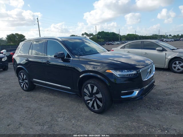 2024 VOLVO XC90 T8 PLUS 6-SEATER