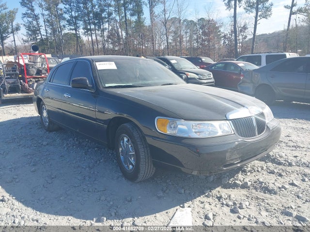 1999 LINCOLN TOWN CAR SIGNATURE