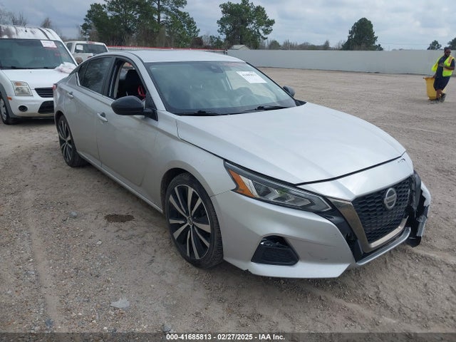 2020 NISSAN ALTIMA SR FWD