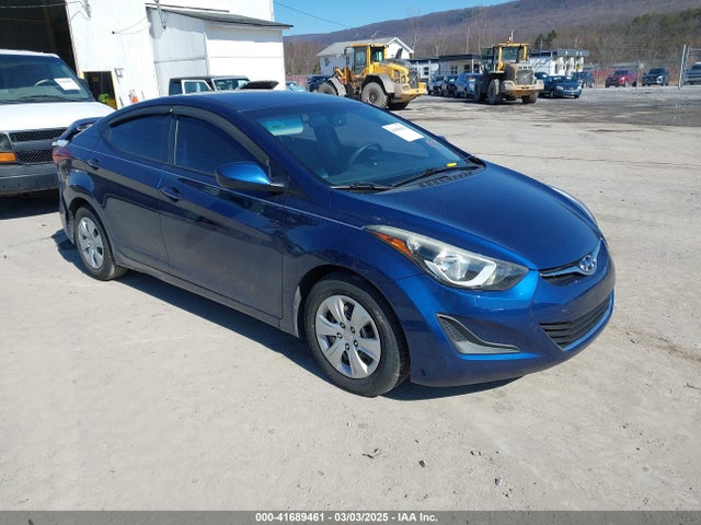 2016 HYUNDAI ELANTRA SE