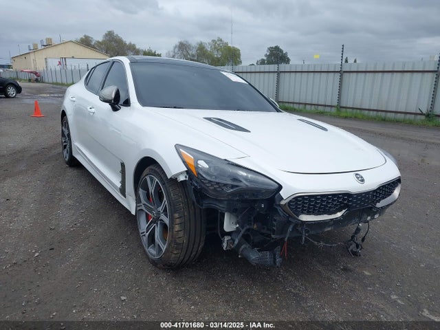2019 KIA STINGER GT2