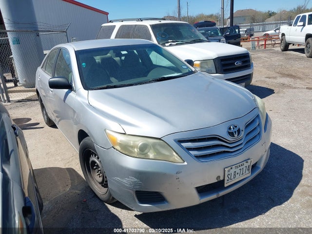 2011 TOYOTA CAMRY 