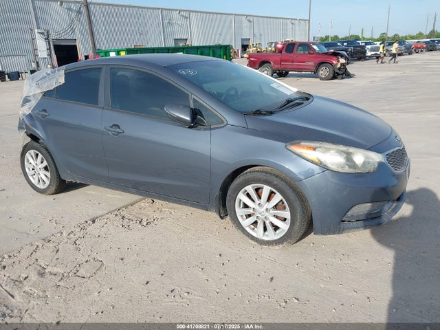 2015 KIA FORTE LX