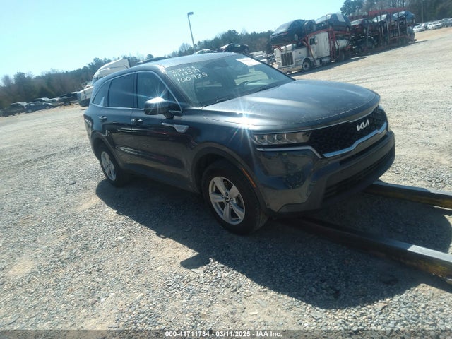 2022 KIA SORENTO LX