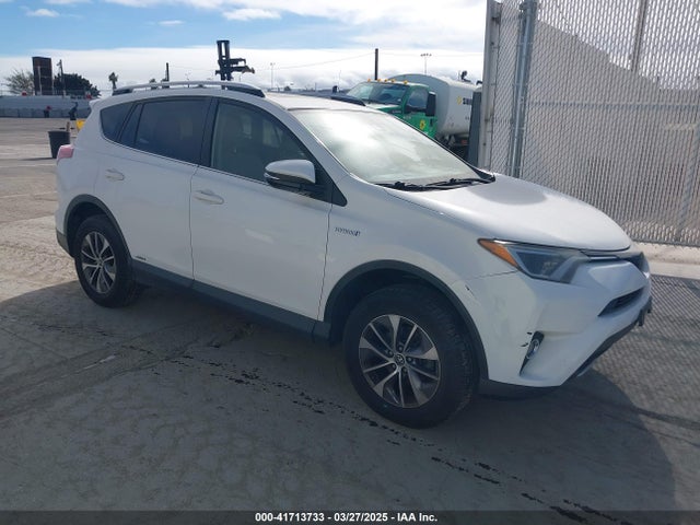 2016 TOYOTA RAV4 XLE